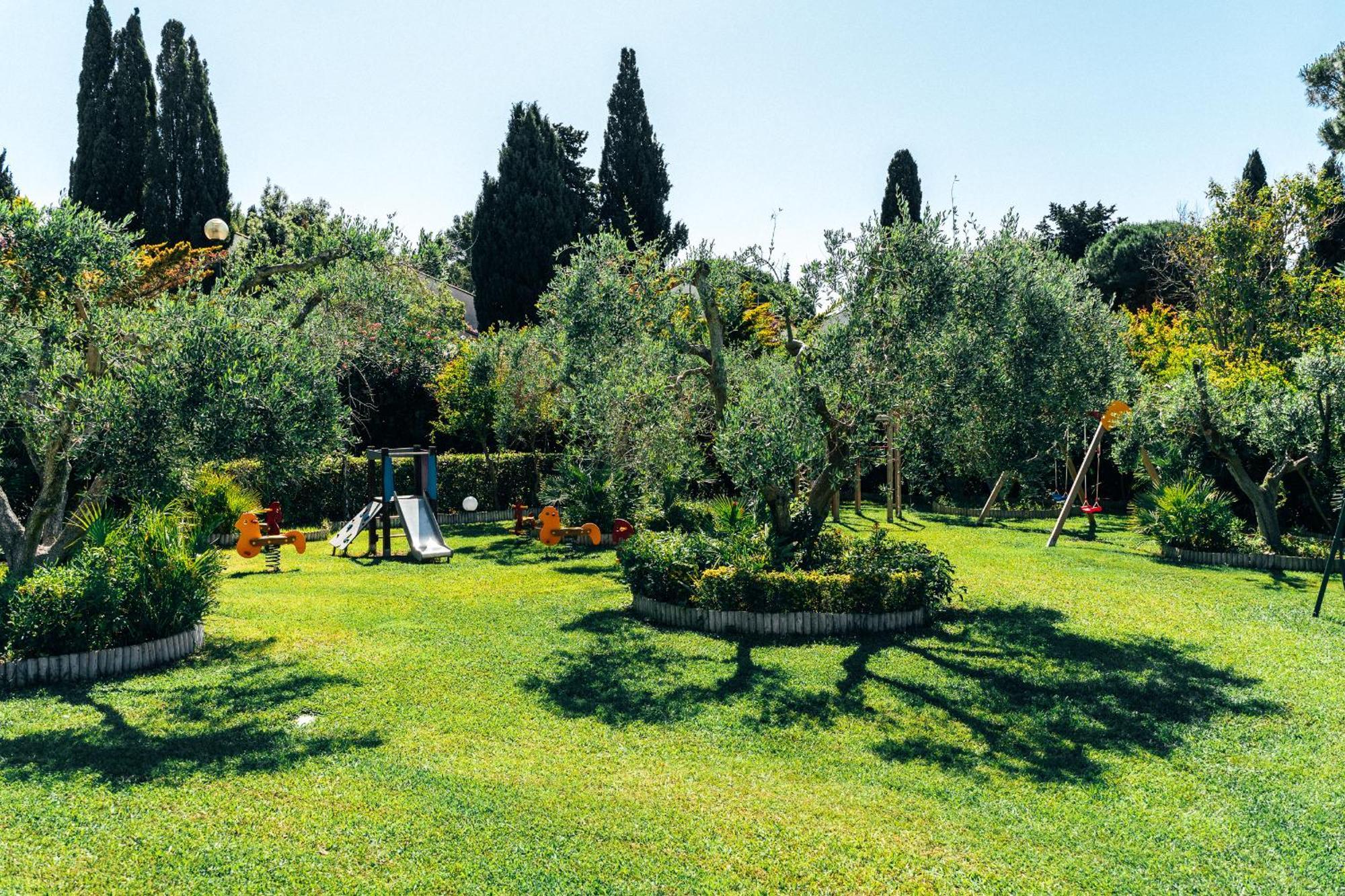 Residence Solemaremma Кастільйоне-делла-Пеская Екстер'єр фото