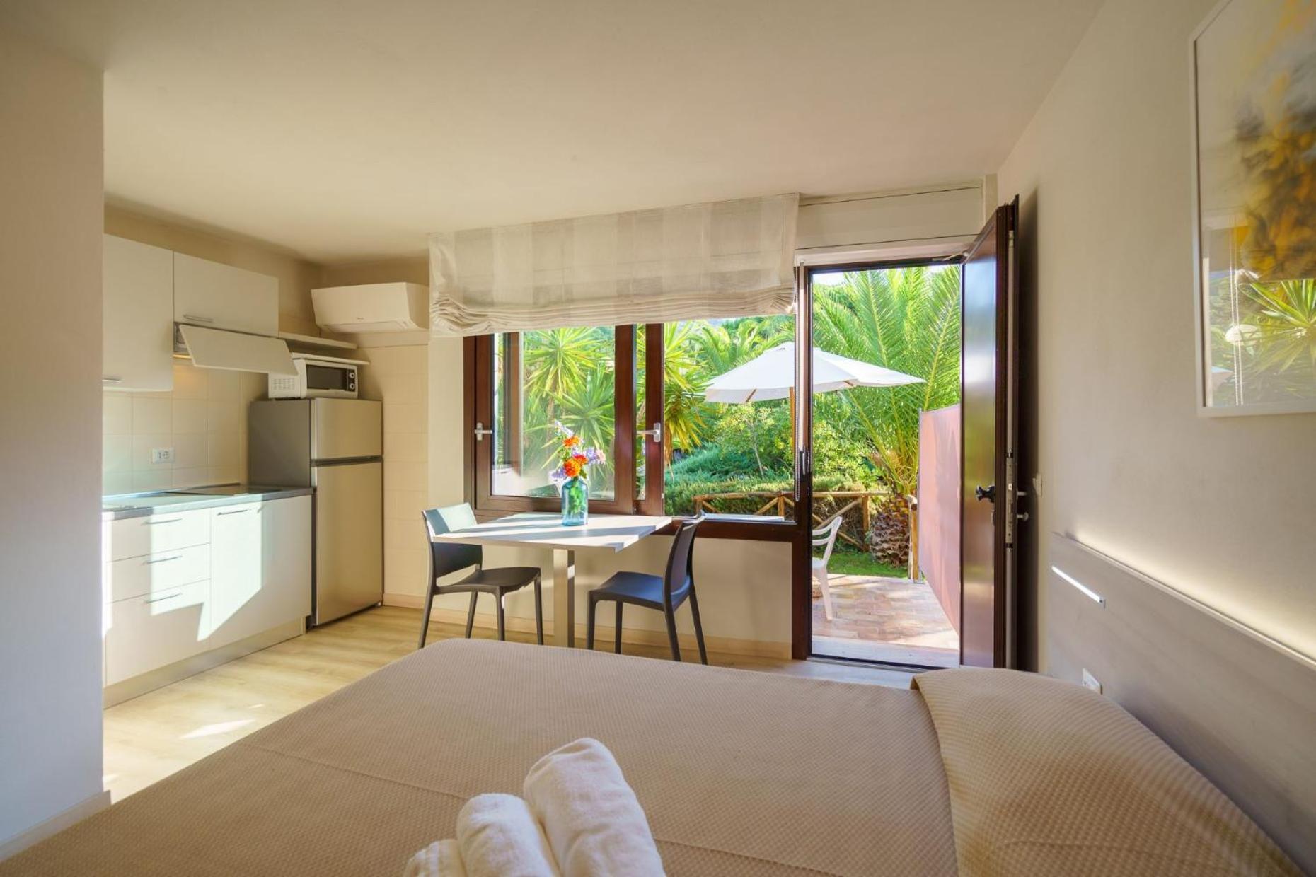 Residence Solemaremma Кастільйоне-делла-Пеская Екстер'єр фото